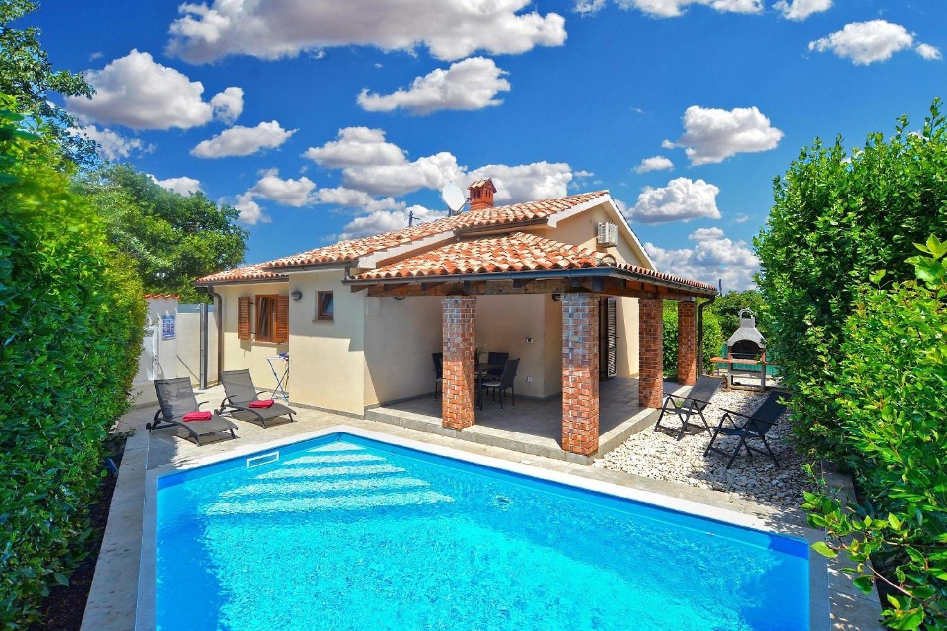 Ferienhaus Mit Privatpool Fuer 5 Personen Ca 80 Qm In Liznjan, Istrien Suedkueste Von Istrien Екстер'єр фото