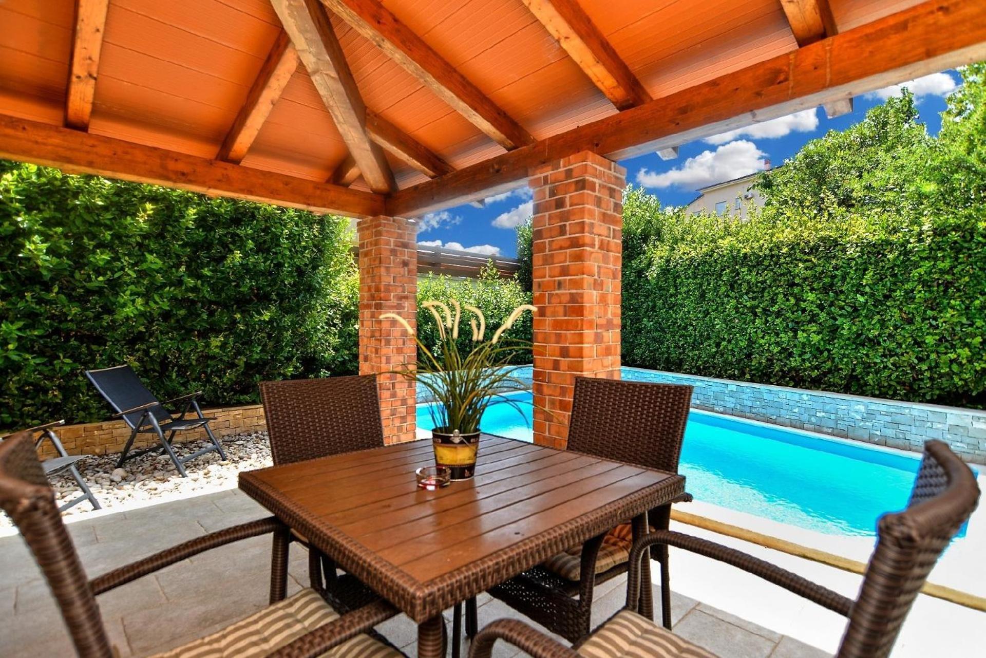 Ferienhaus Mit Privatpool Fuer 5 Personen Ca 80 Qm In Liznjan, Istrien Suedkueste Von Istrien Екстер'єр фото
